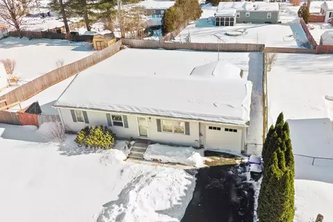 View/Area - 39 Thyme Ln, Springfield, MA 01129 photo 2 of 5