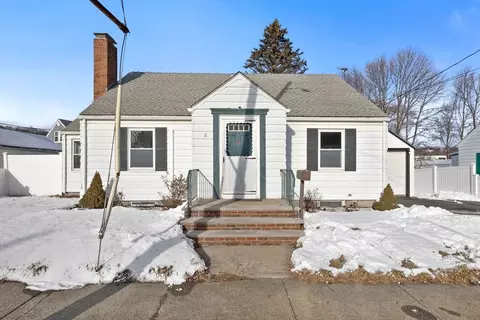 8 Waitt Ave, Lynn, MA 01902