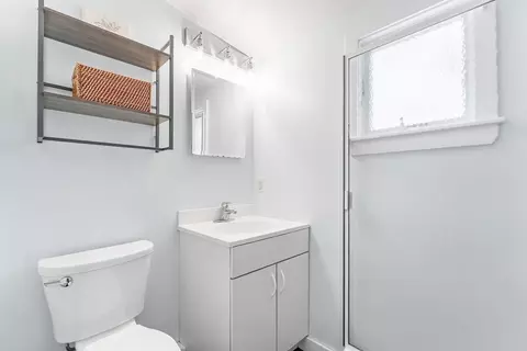 Bath - 98 Cedar St #2, Dedham, MA 02026 photo 2 of 2