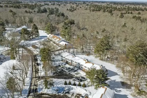 View/Area - 5 Robin Cir #5, Norton, MA 02766 photo 1 of 4