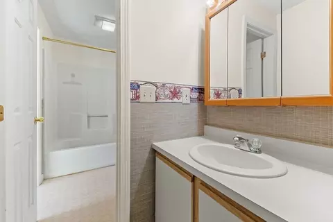 Bath - 5 Robin Cir #5, Norton, MA 02766 photo 3 of 3