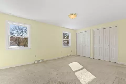 Bedroom - 5 Robin Cir #5, Norton, MA 02766 photo 3 of 8