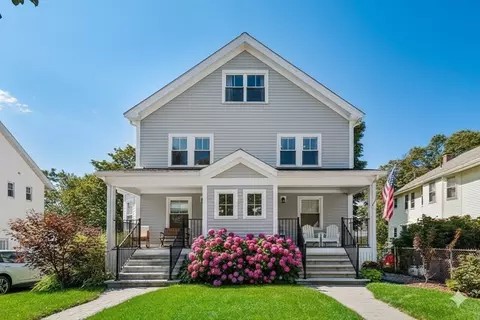 72-74 Manthorne Rd #74, West Roxbury, MA 02132