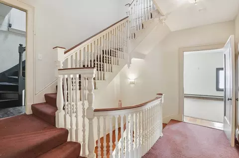 34 Elm St, Worcester, MA 01609 photo 23