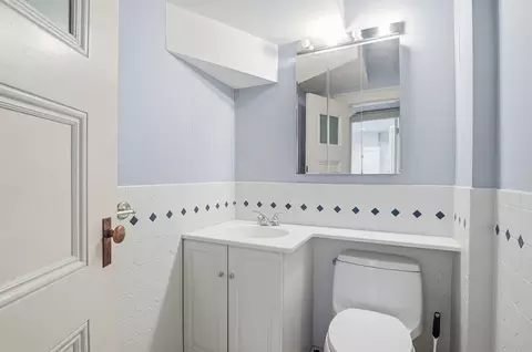 34 Elm St, Worcester, MA 01609 photo 22