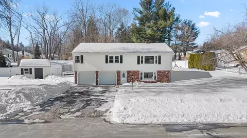135 Highland Ave, Holden, MA 01520