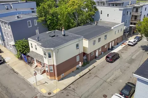 9 Shelby St, Boston, MA 02128