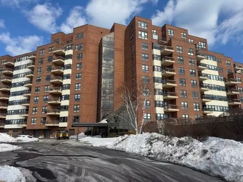 1 Seal Hbr #210, Winthrop, MA 02152