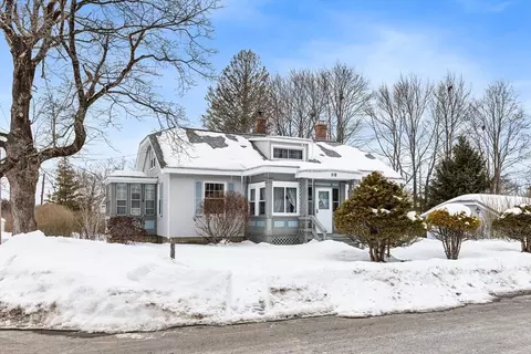 98 Pleasant St, Ayer, MA 01432