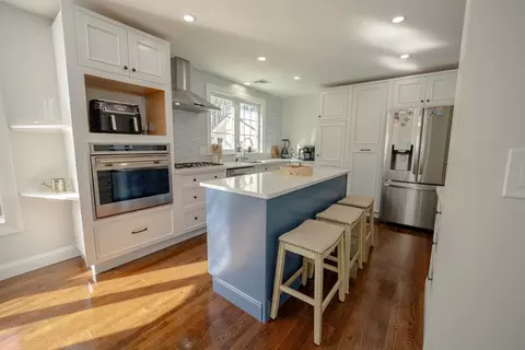 50 Kittredge Rd, Framingham, MA 01702
