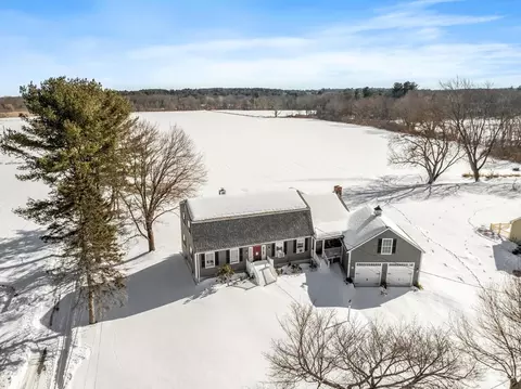 97 Hawthorne Ln, Concord, MA 01742