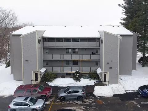 1195 Grafton St #19, Worcester, MA 01604