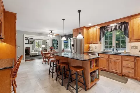 2 Taymax Rd, Westminster, MA 01473 photo 4