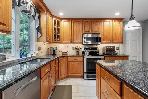 2 Taymax Rd, Westminster, MA 01473 photo 6