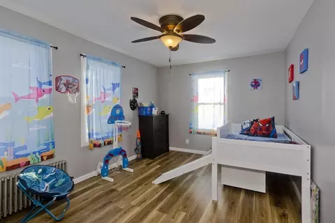 23 Jackson St, Chicopee, MA 01020 photo 12