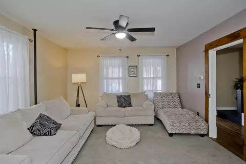 23 Jackson St, Chicopee, MA 01020 photo 10