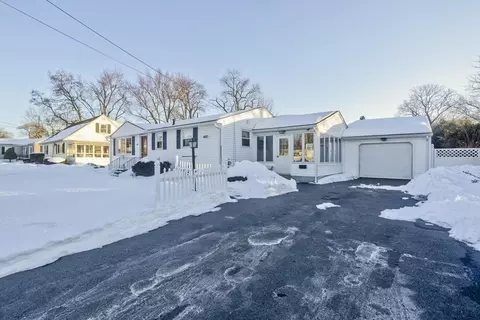 35 Mount Vernon Rd, Chicopee, MA 01013 photo 27
