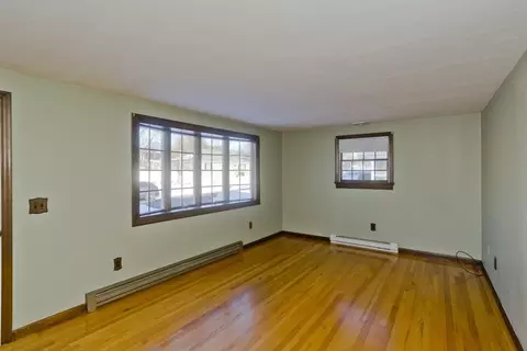 35 Mount Vernon Rd, Chicopee, MA 01013 photo 8