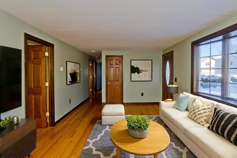 35 Mount Vernon Rd, Chicopee, MA 01013 photo 6