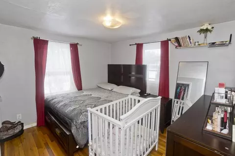 70 Chateaugay St, Chicopee, MA 01020 photo 11