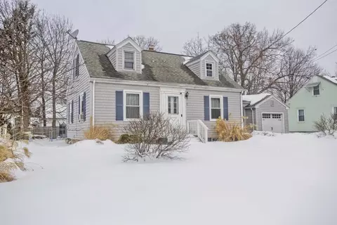 70 Chateaugay St, Chicopee, MA 01020 photo 17