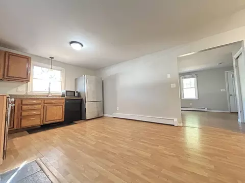 266 Massasoit Rd, Worcester, MA 01604 photo 8