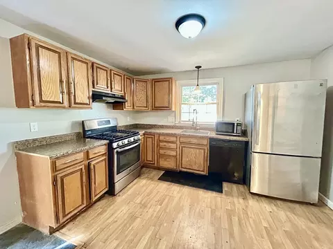 266 Massasoit Rd, Worcester, MA 01604 photo 5