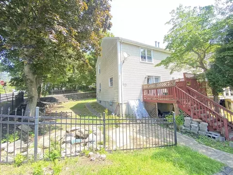 266 Massasoit Rd, Worcester, MA 01604 photo 2