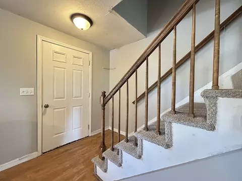 266 Massasoit Rd, Worcester, MA 01604 photo 9