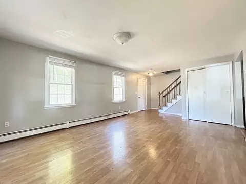 266 Massasoit Rd, Worcester, MA 01604 photo 3