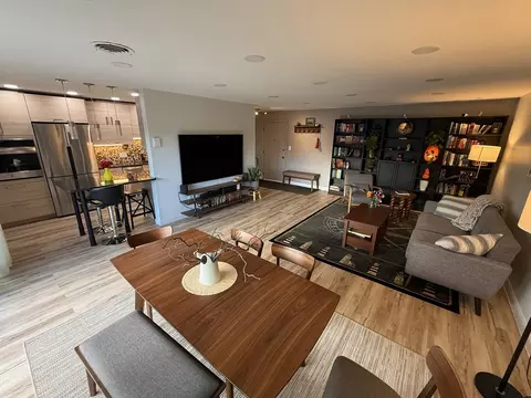 1206 Greendale Ave #201, Needham, MA 02492 photo 4
