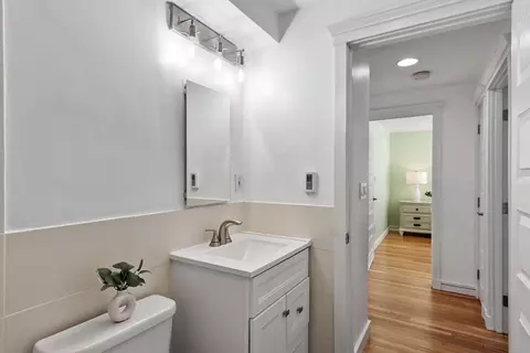 Bath - 34 Bayview Ter #5, Danvers, MA 01923 photo 1 of 3