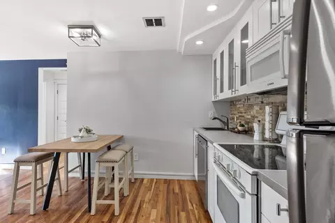 Kitchen - 34 Bayview Ter #5, Danvers, MA 01923 photo 7 of 7
