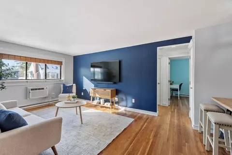 Living - 34 Bayview Ter #5, Danvers, MA 01923 photo 2 of 7