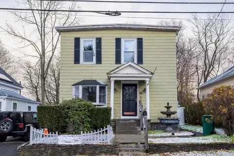 20 Warren St, Fitchburg, MA 01420
