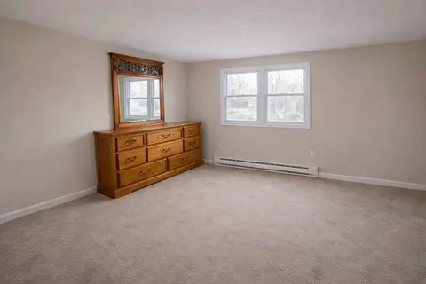 22 Maple Ave, Danvers, MA 01923 photo 3