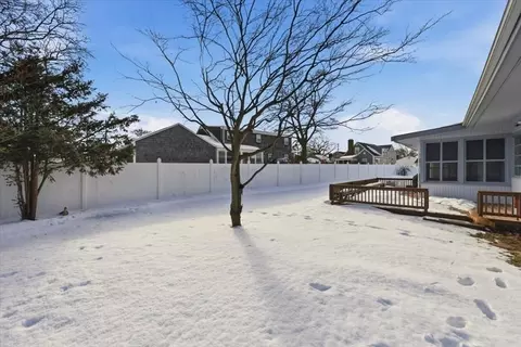 27 Kane St, Fall River, MA 02720 photo 7