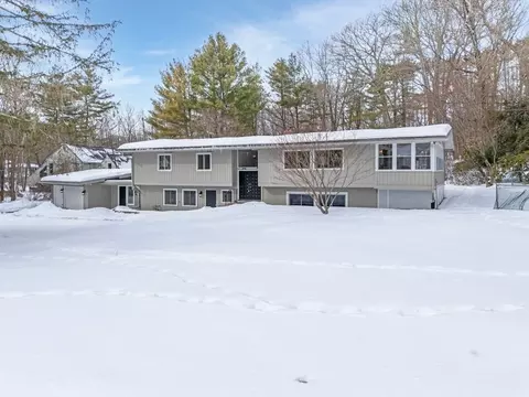 5 Lavelle Ln, Framingham, MA 01701