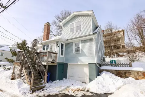 94 Essex St, Beverly, MA 01915