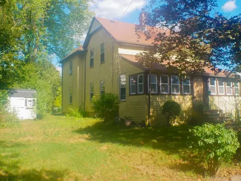 166 Arlington St, Medford, MA 02155