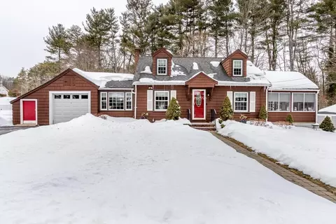 20 Forrest Rd, Walpole, MA 02081