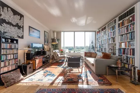 77 Pond Ave #1506, Brookline, MA 02445