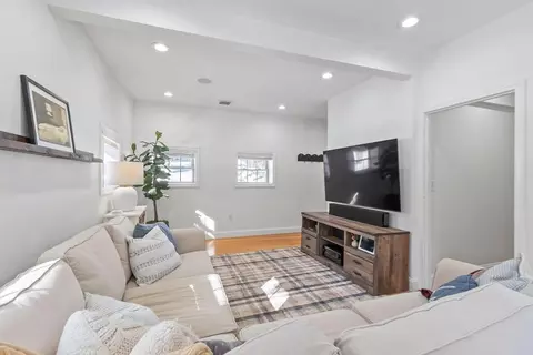 31 Elm St, Upton, MA 01568 photo 11