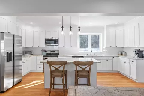 31 Elm St, Upton, MA 01568 photo 5