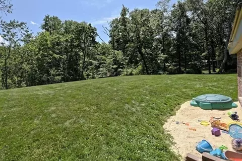 31 Elm St, Upton, MA 01568 photo 27