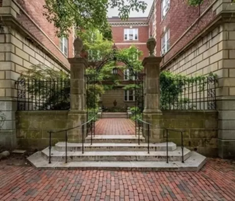 6 Washington Ave #11, Cambridge, MA 02140