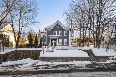 130 Newtonville Ave #PH, Newton, MA 02458