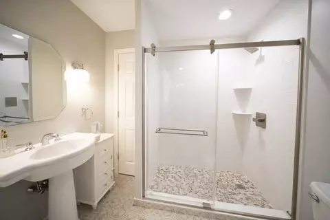 6 Adams Ct, Hingham, MA 02043 photo 11
