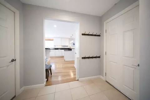 6 Adams Ct, Hingham, MA 02043 photo 9