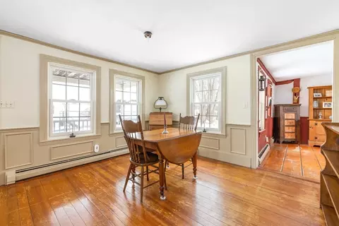 8 Washington St, Mendon, MA 01756 photo 9